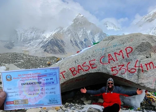 How to obtain the Permits for trekking to Everest Base Camp?