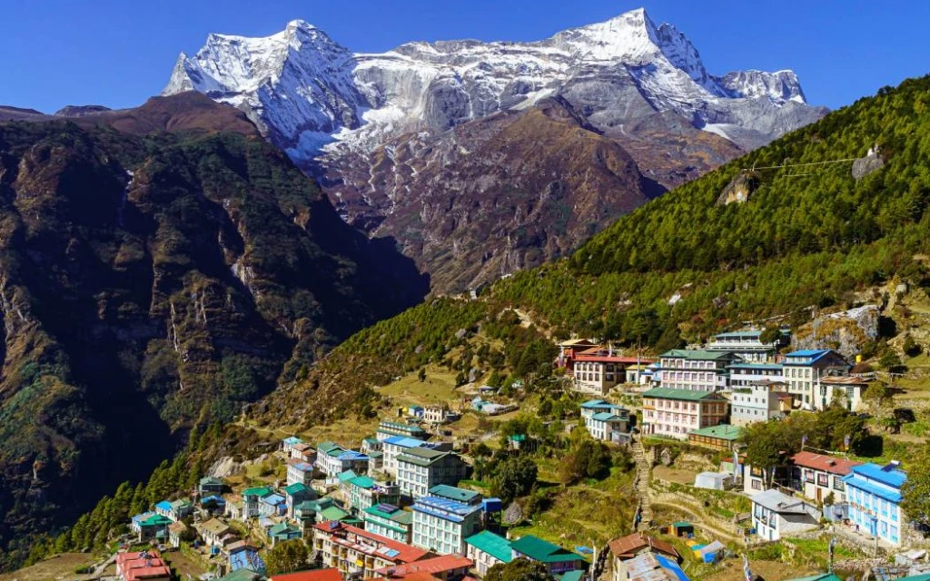 Everest hotel booking package