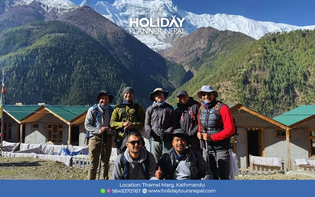 Trekker enjoying on Short Annapurna Circuit trail