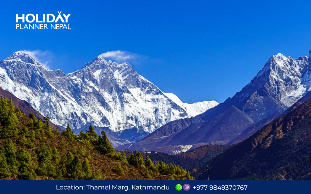 Mountain View from trails Everest Base Camp 